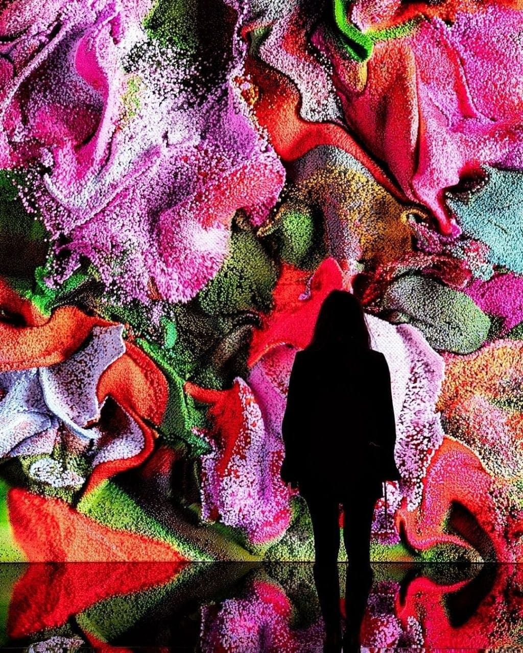 Refik Anadol Inner Portrait enstalasyonunda ayna gergi tavan uygulaması