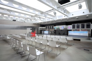 Eğitim salonu translucent gergi tavan aydınlatma