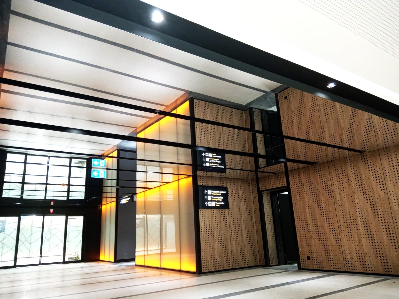 hafif ayna paneli galataport ayna gergi tavan 5 1